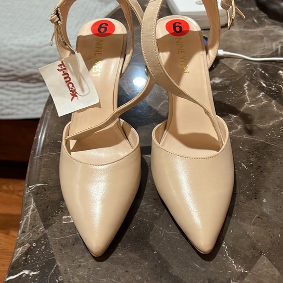 Nine West heels - Picture 3 of 3